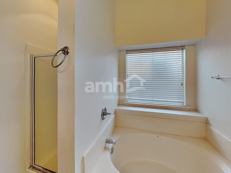 Building Photo - 3540 Desert Mesa Rd