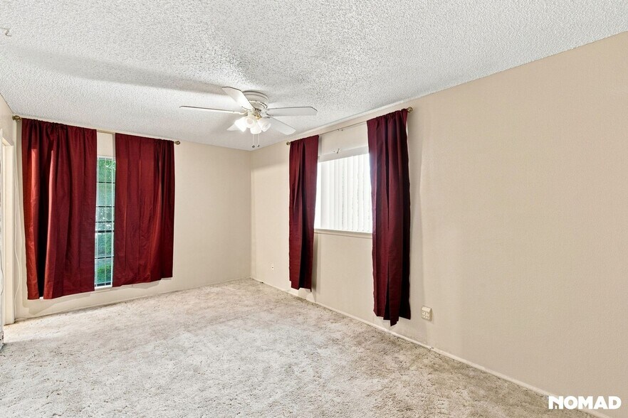 Building Photo - 8346 Shoal Creek Dr