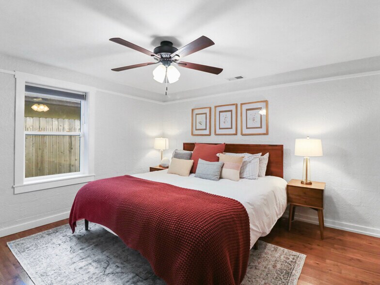 Building Photo - 4 Randall St