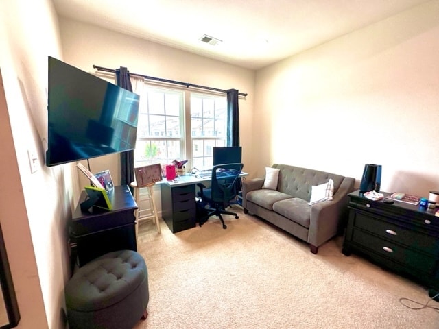 Building Photo - 5319 S Center Dr