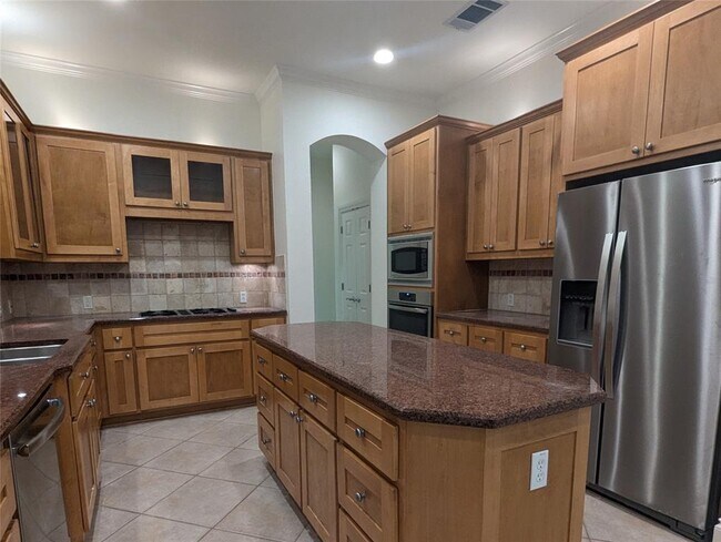 Building Photo - 11301 Taylor Draper Ln