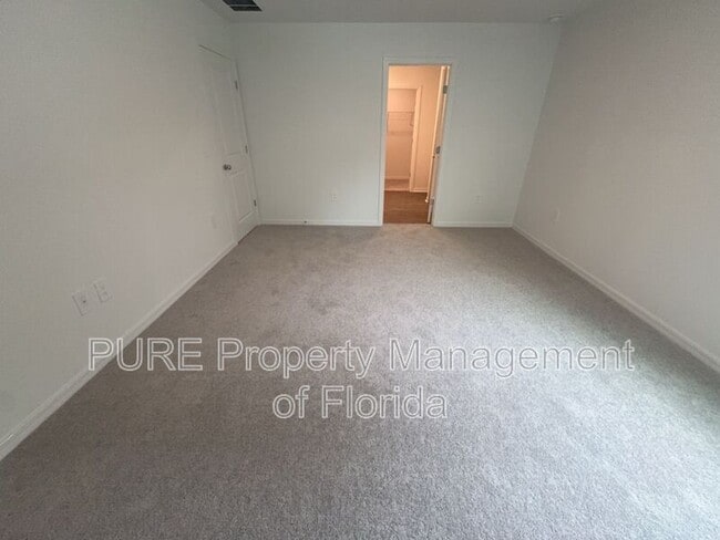 Building Photo - 1304 NW 48th Terrace