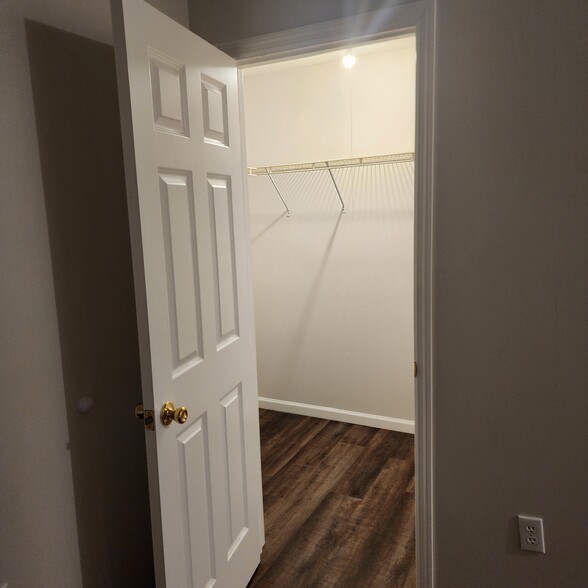 Bedroom #1 Walk In Closet - 878 N Base Rd