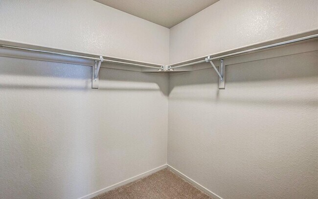 Building Photo - 12746 River Rock Wy