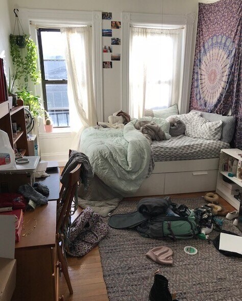 Building Photo - 26 Symphony Rd