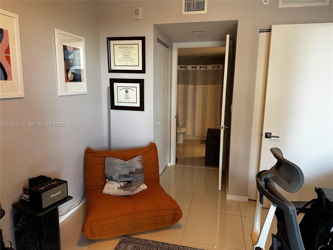 Building Photo - 5252 NW 85th Ave