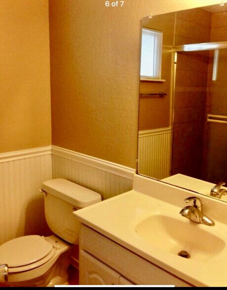 Building Photo - 924 Kingery Dr