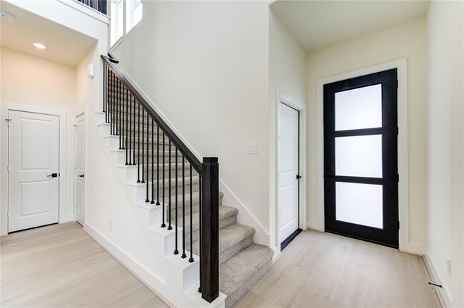 Building Photo - 4336 Avron Drive