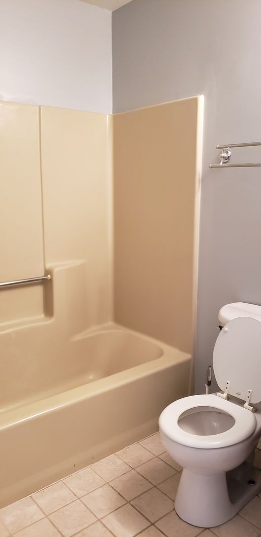 Building Photo - 1733BCS