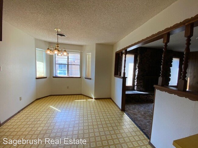 Building Photo - 3 br, 2 bath House - 2108 Glenarm