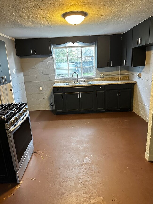 Building Photo - 3509 Reed Ln