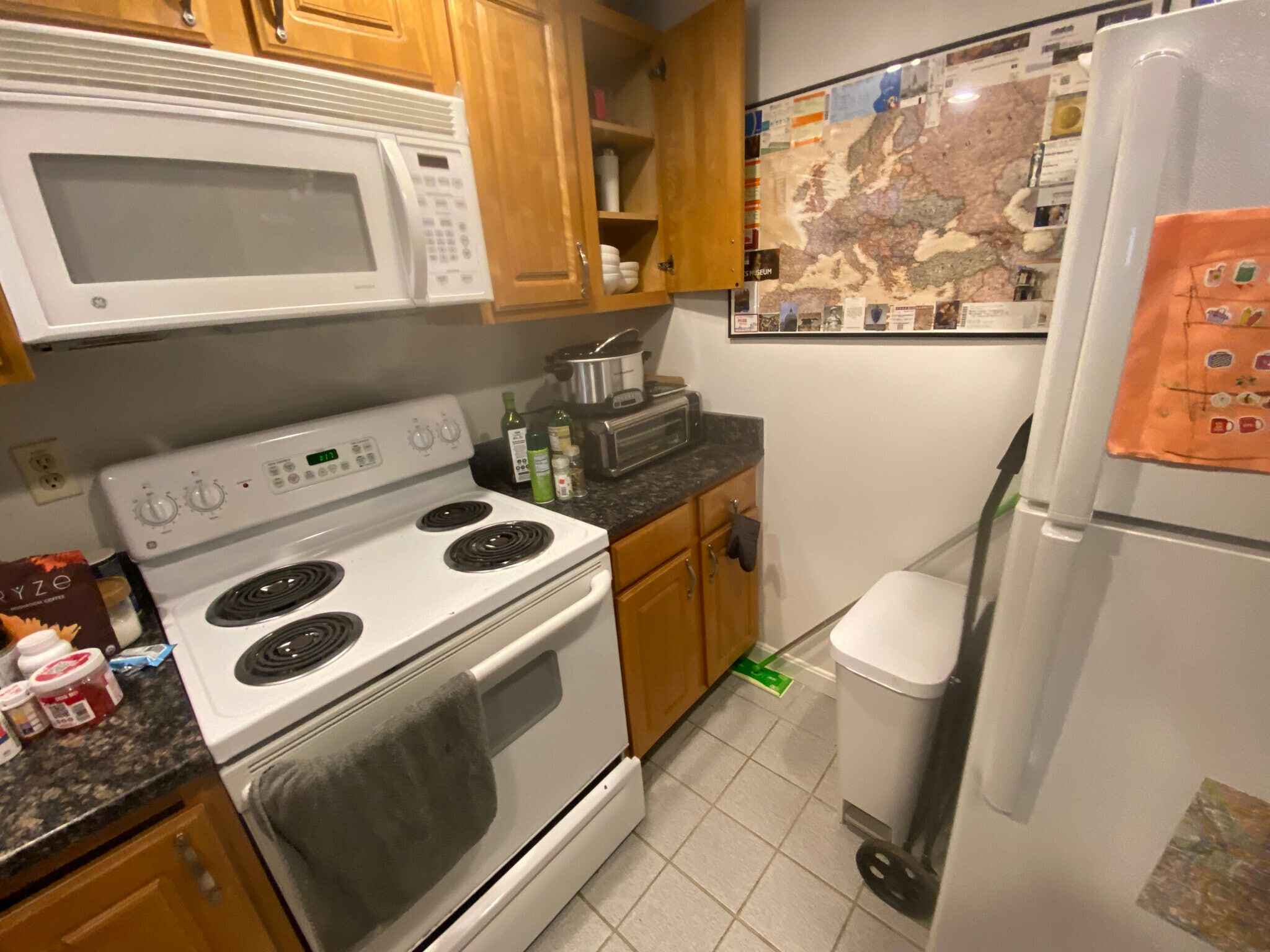 Building Photo - 20 Queensberry St