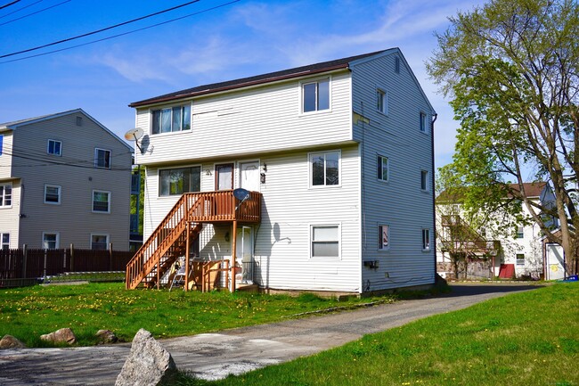 Primary Photo - 5 Duck St