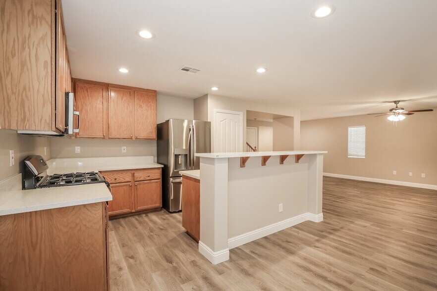 Building Photo - 124 Icy River Ave