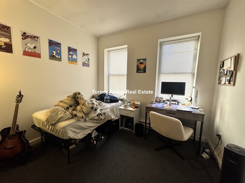 Building Photo - 772 Columbus Ave