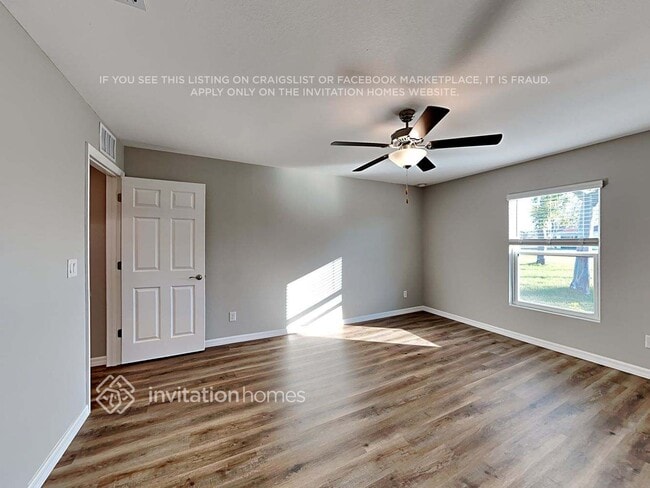 Building Photo - 22552 Tennyson Ave
