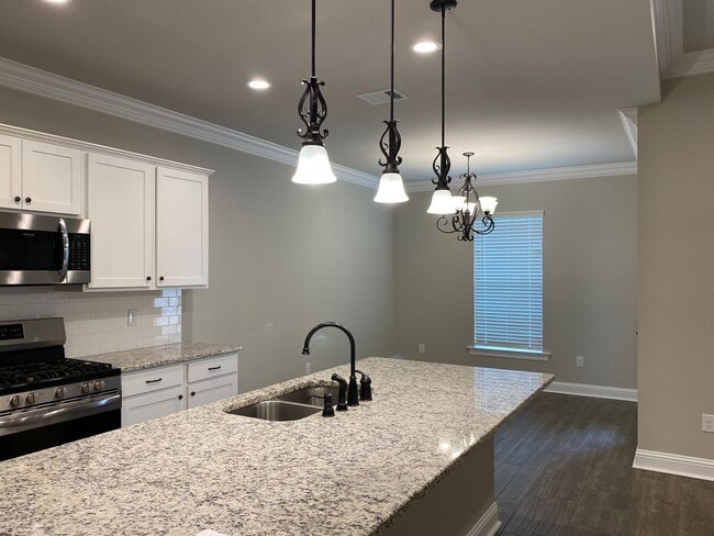 Building Photo - Willow Heights