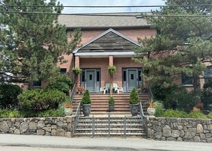 Building Photo - 157 Summer St