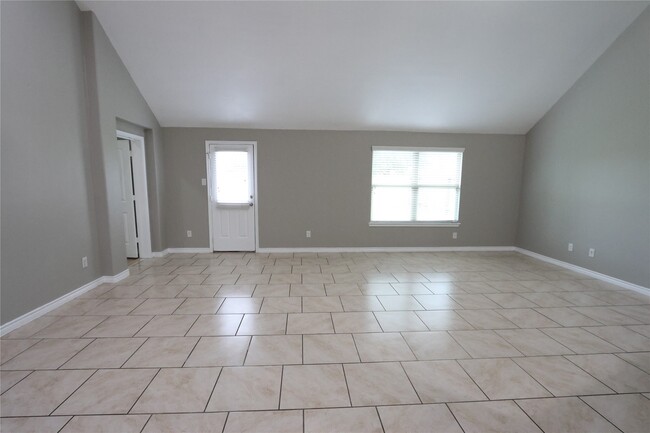 Building Photo - 17703 Rose Summit Ln