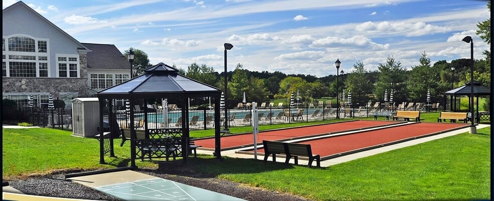 Building Photo - 950 Nathaniel Trl