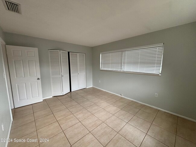 Building Photo - 790 Renner Ave