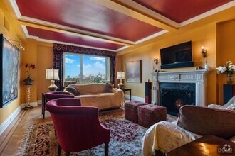 Building Photo - 2 bedroom in New York NY 10019