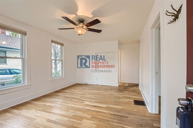 Building Photo - 5930 S Bemis St