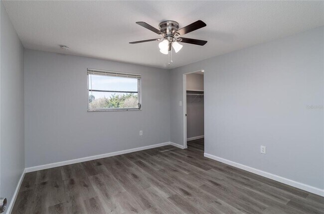 Building Photo - 269 E Tarpon Blvd NW