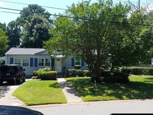 Building Photo - 4525 James Ct