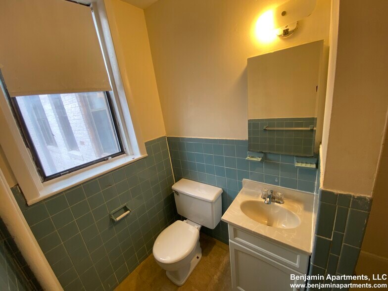 Building Photo - 1161 Commonwealth Ave