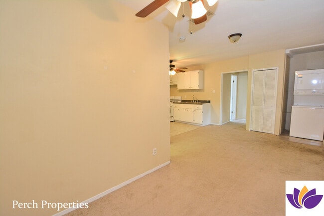 Building Photo - 22149 Wyandotte St