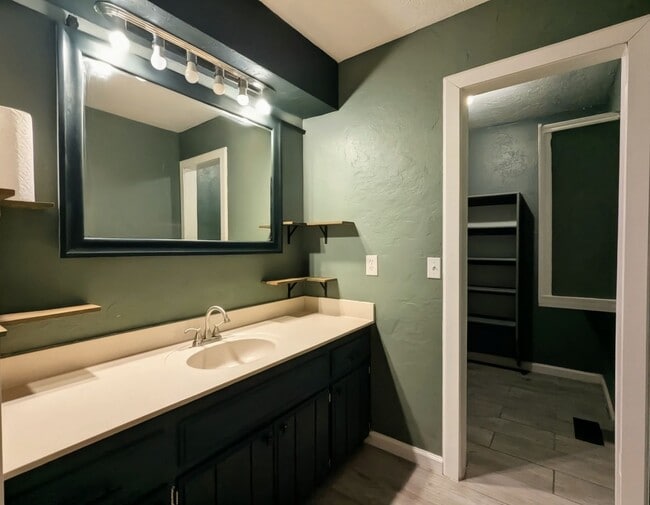 Building Photo - Spacious Home Near Tinker AFB with Storm Shelter & Wood Privacy Fence!