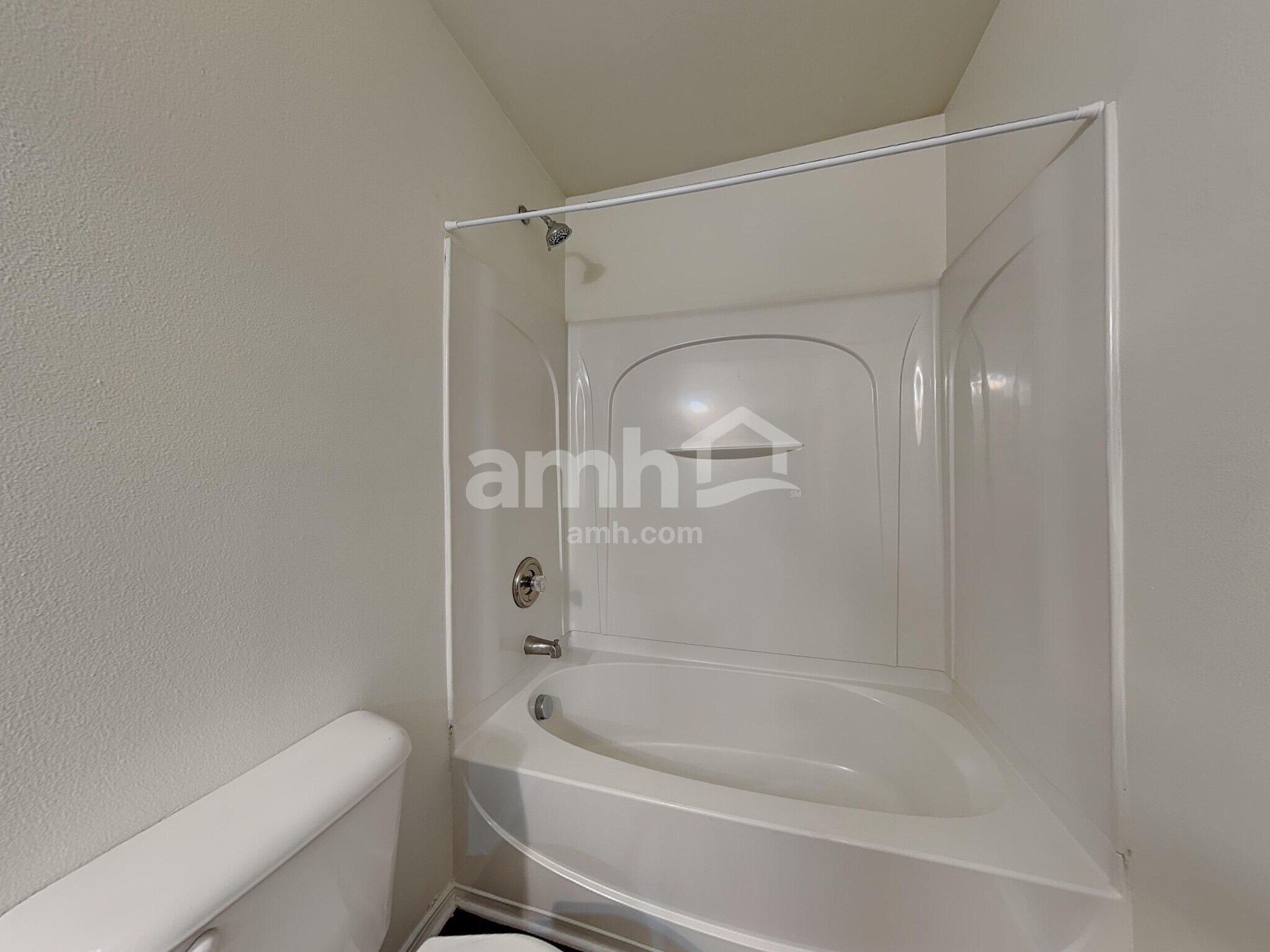 Building Photo - 8443 Redding Glen Ave