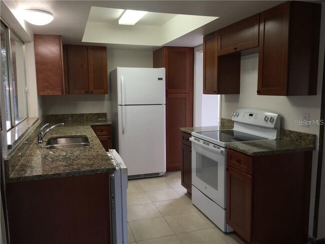 Building Photo - 6316 Cheryl St