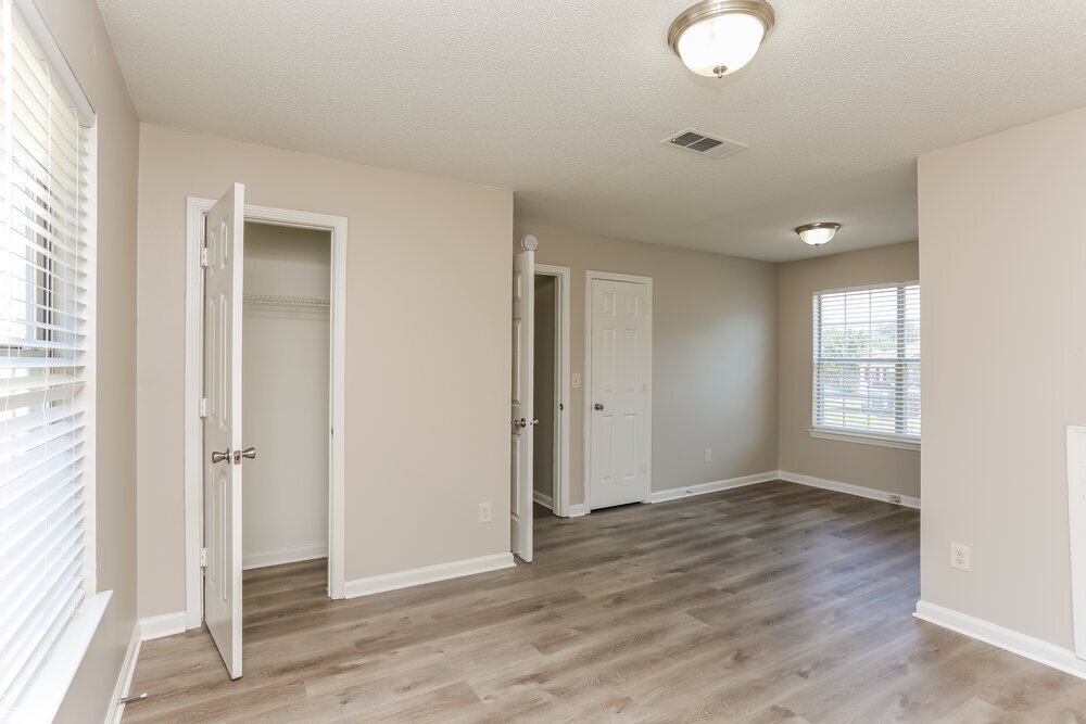 Building Photo - 3317 Royal Springs Ct