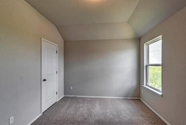 Building Photo - 101 Tranchet Dr