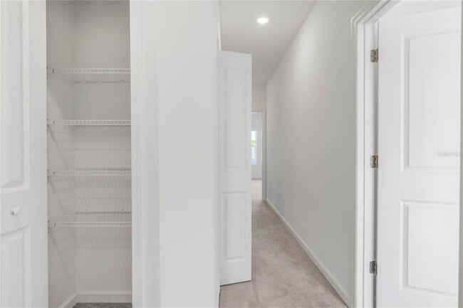 Building Photo - 2743 Skyline Lp