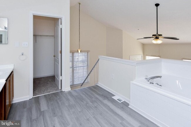 Building Photo - 5908 Grenfell Loop