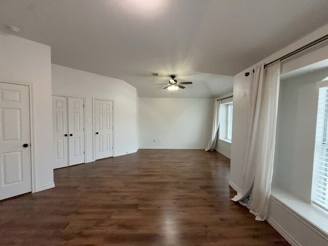 Building Photo - 12614 Oceanside Dr