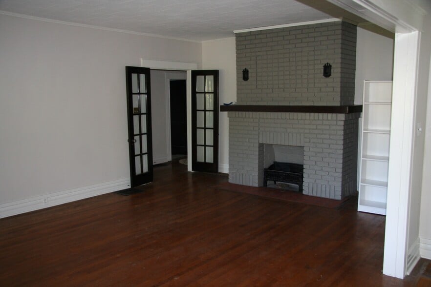 Building Photo - 3005 Norwood Blvd