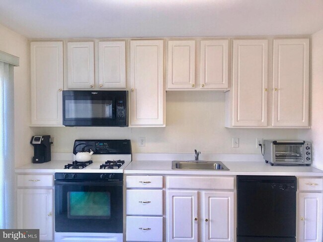 Building Photo - 2604 Delancey Way