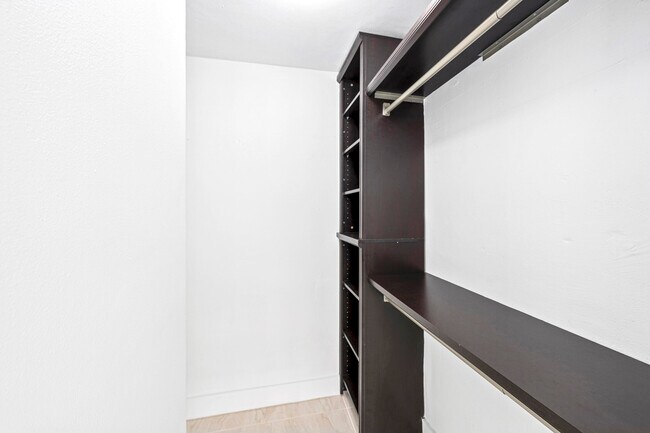 Building Photo - 2720 S Ocean Blvd