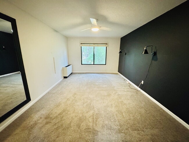 Building Photo - Furnished Chic & Spacious 2BR/2BA Condo Oasis in St. Louis Park – 1,160 Sq Ft of Modern Living!