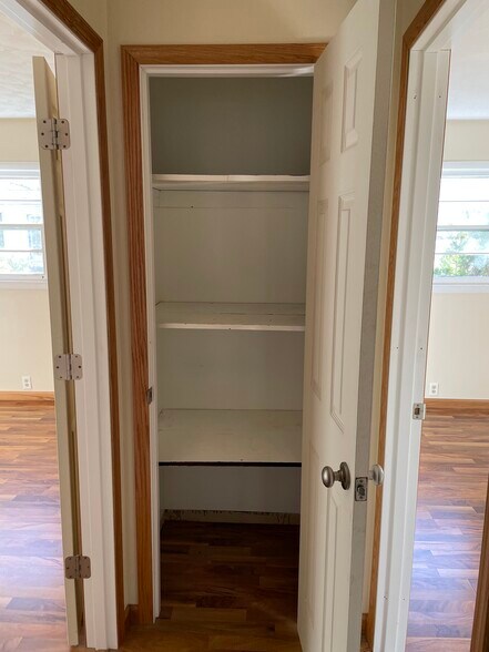 Linen closet - 620 Lawrence Dr