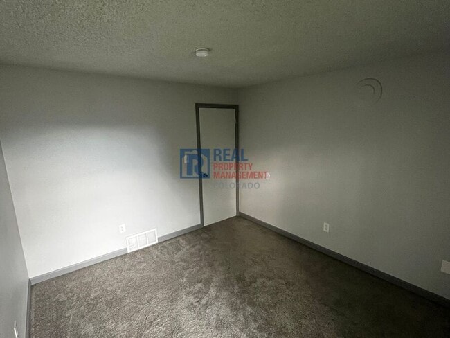 Building Photo - 3603 Bobcat Pl