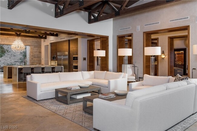 Building Photo - 5 Promontory Pointe Ln