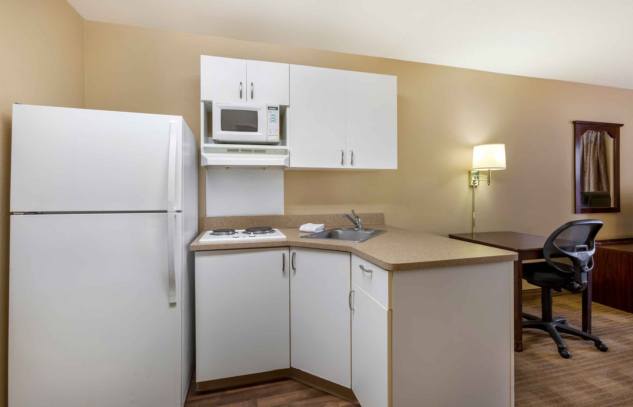 Building Photo - Furnished Studio-Phoenix - Mesa