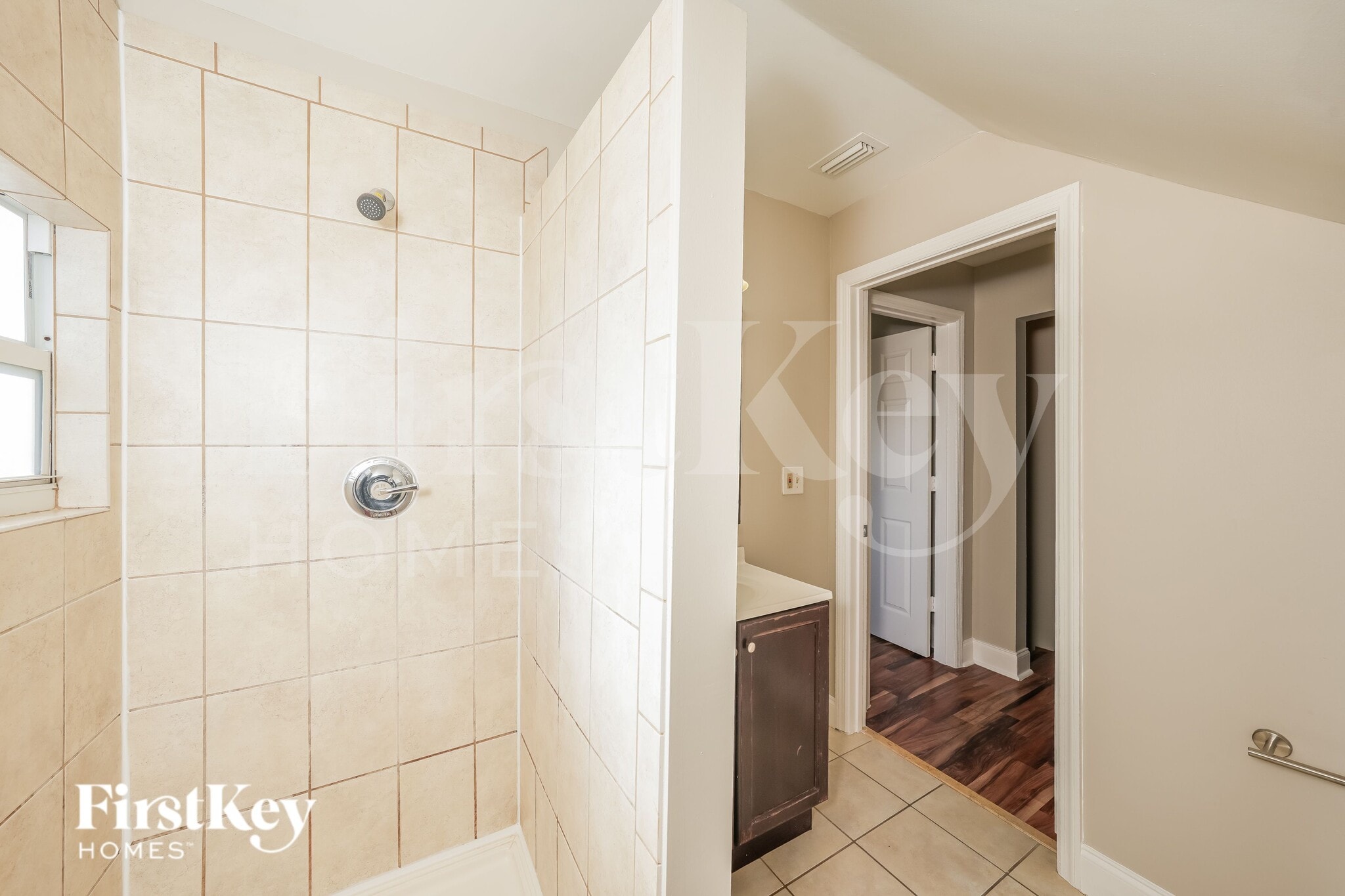 Building Photo - 5227 Adams Rd