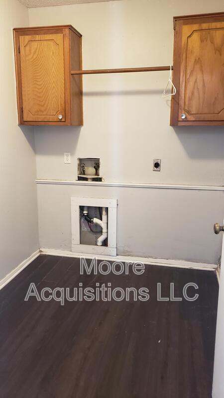 Building Photo - 3510 Garland Rd