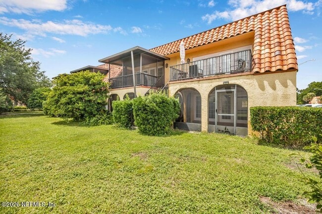 Building Photo - 3906 Mission Dr